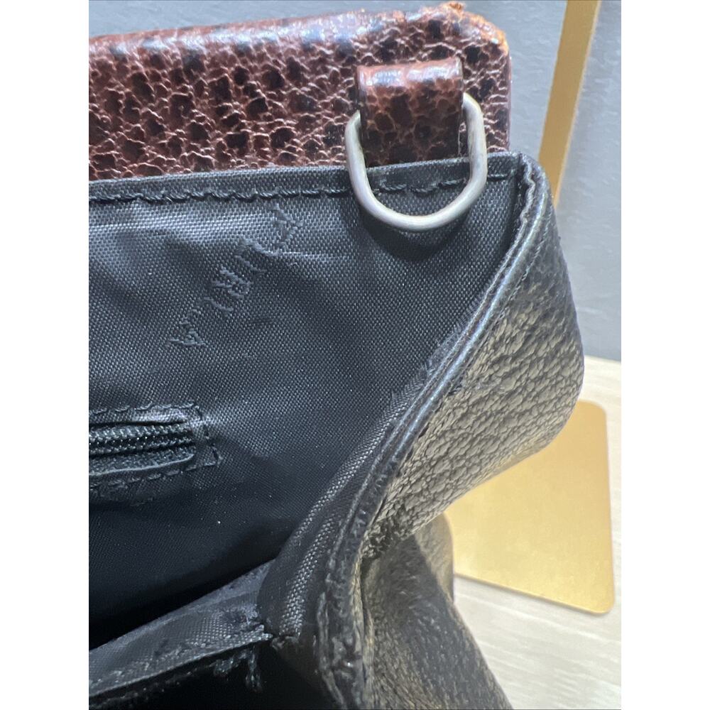 VGT Furla Made In Italy Pebble Handbag/Crossbody Bag Two Tone Color Black/Brown - Picture 9 of 16